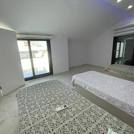 Denize 200 Metre Mustakil Inst Mariyatourdidim Mesajlara Sizde Onaylamadan Yanit Verilmiyor Instgrm Sayfamiza Yazabilirsiniz Villa